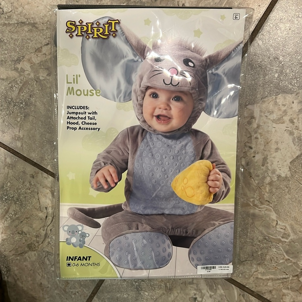 Mouse outfit